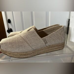 Skechers BOBS Highlights 2.0 Fairy Duster Womens S 8.5 Shoes Natural Espadrilles